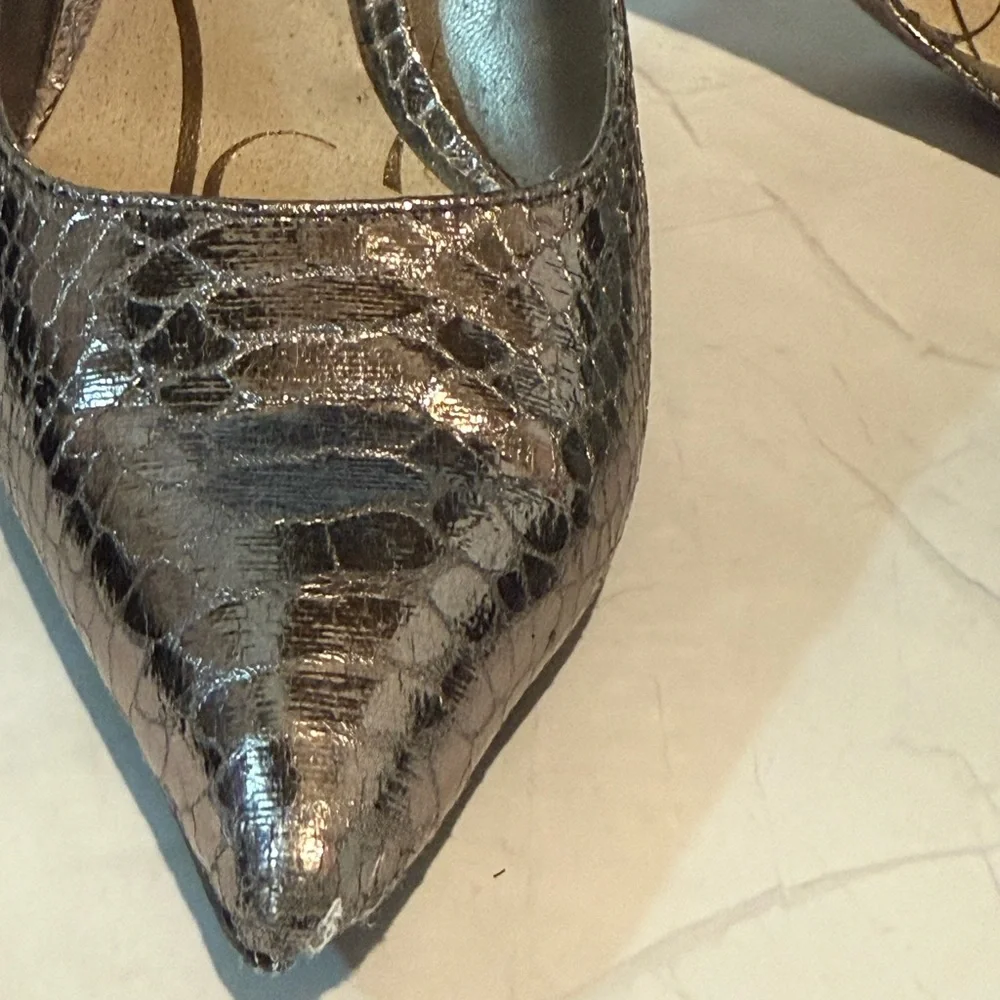 Sam & Libby Silver Heels with Pointed Toe - Picture 4 of 8